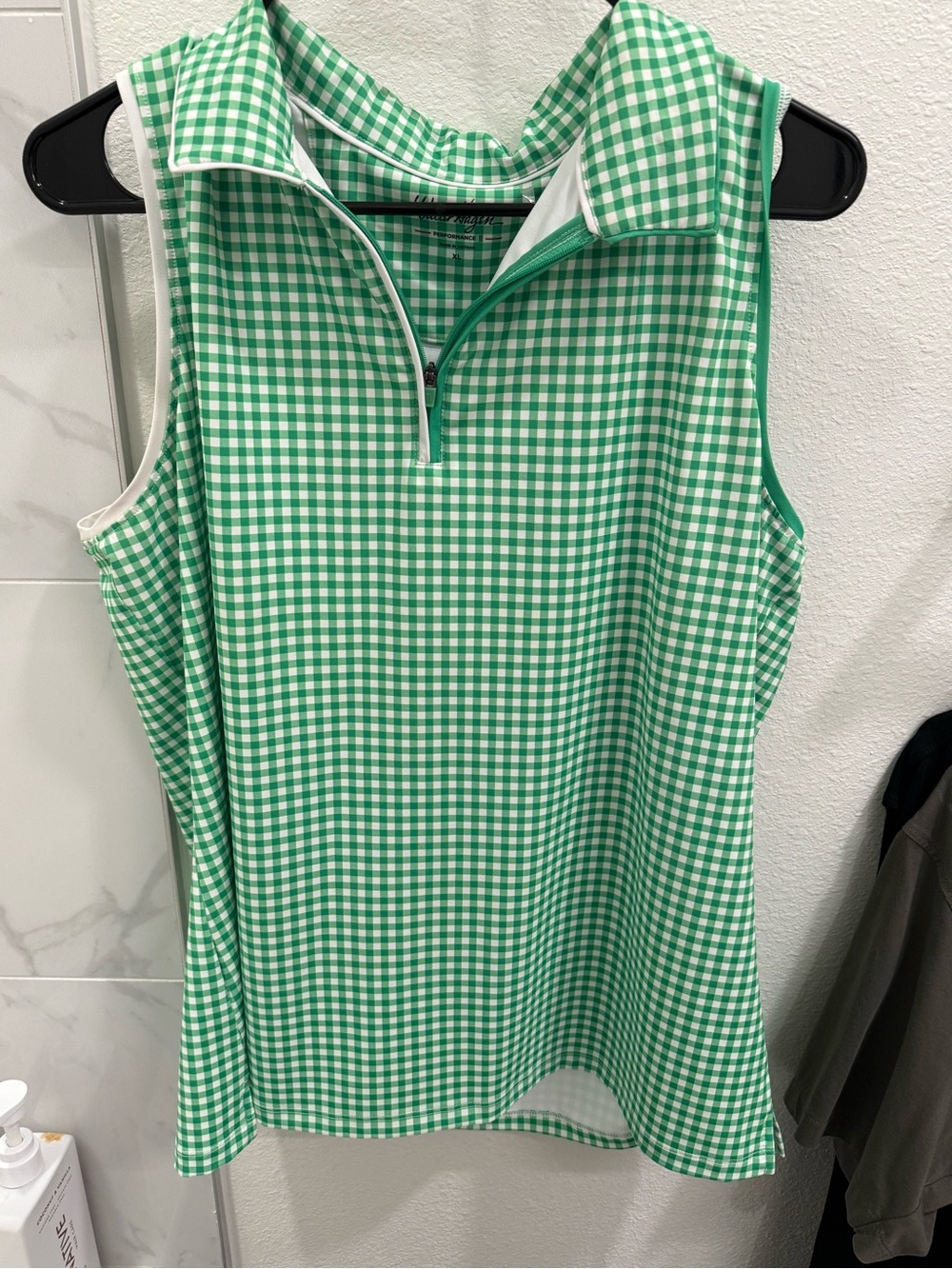 Walter Hagan Green Gingham Sleeveless Golf Polo